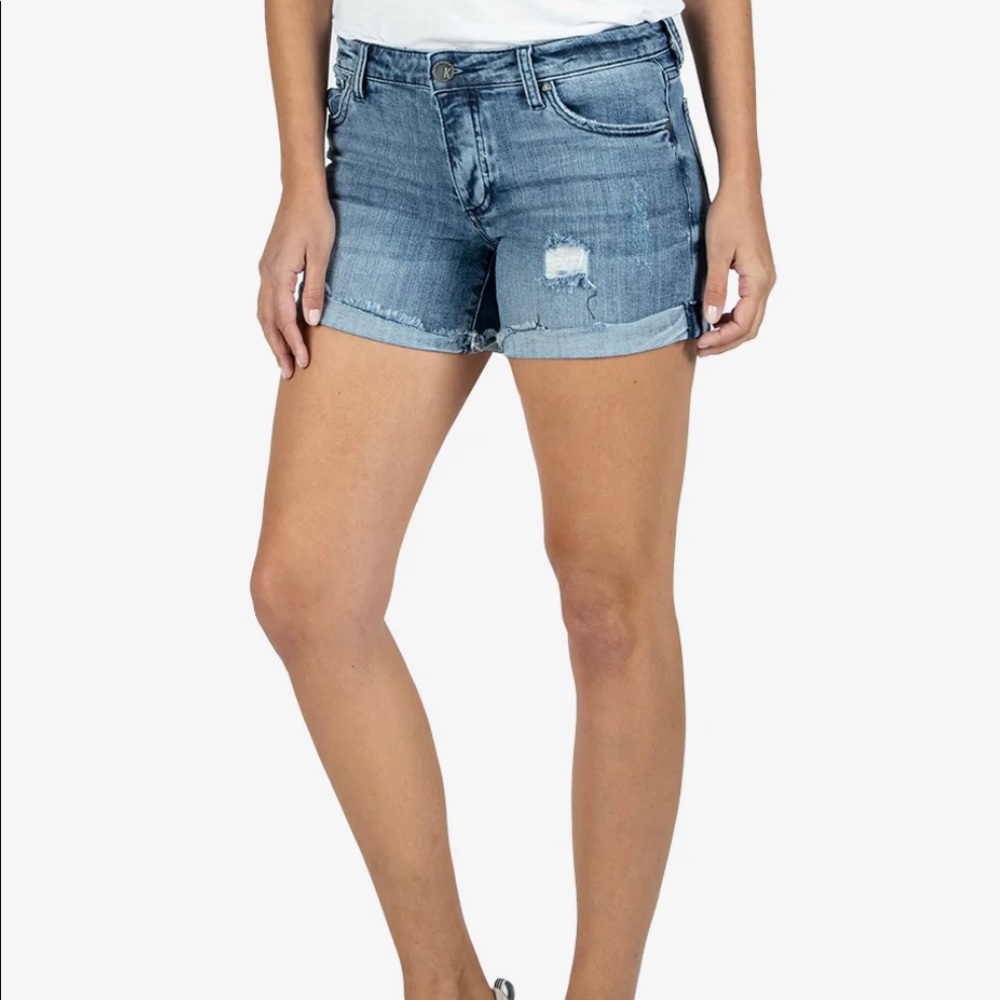 NWOT Kut from the Kloth Madeline boyfriend Jean shorts